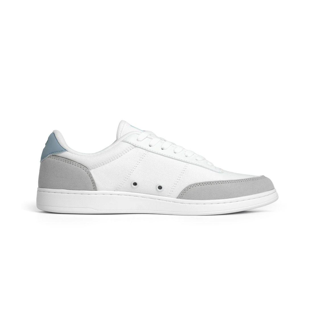 Volt Cloud dance sneaker, right side